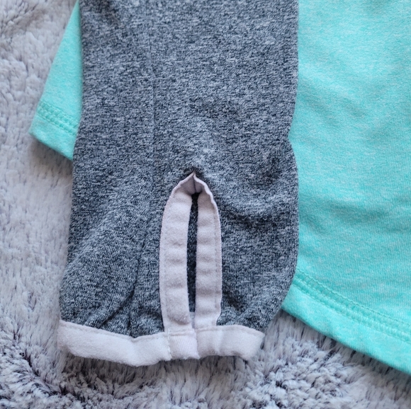 PINK Aqua Athletic Casual Women's Top - Size S - Picture 5 of 8